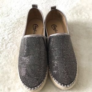 Candies wedge rhinestone slip on